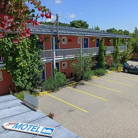 Max Motel Hinterzhof Bagian luar foto