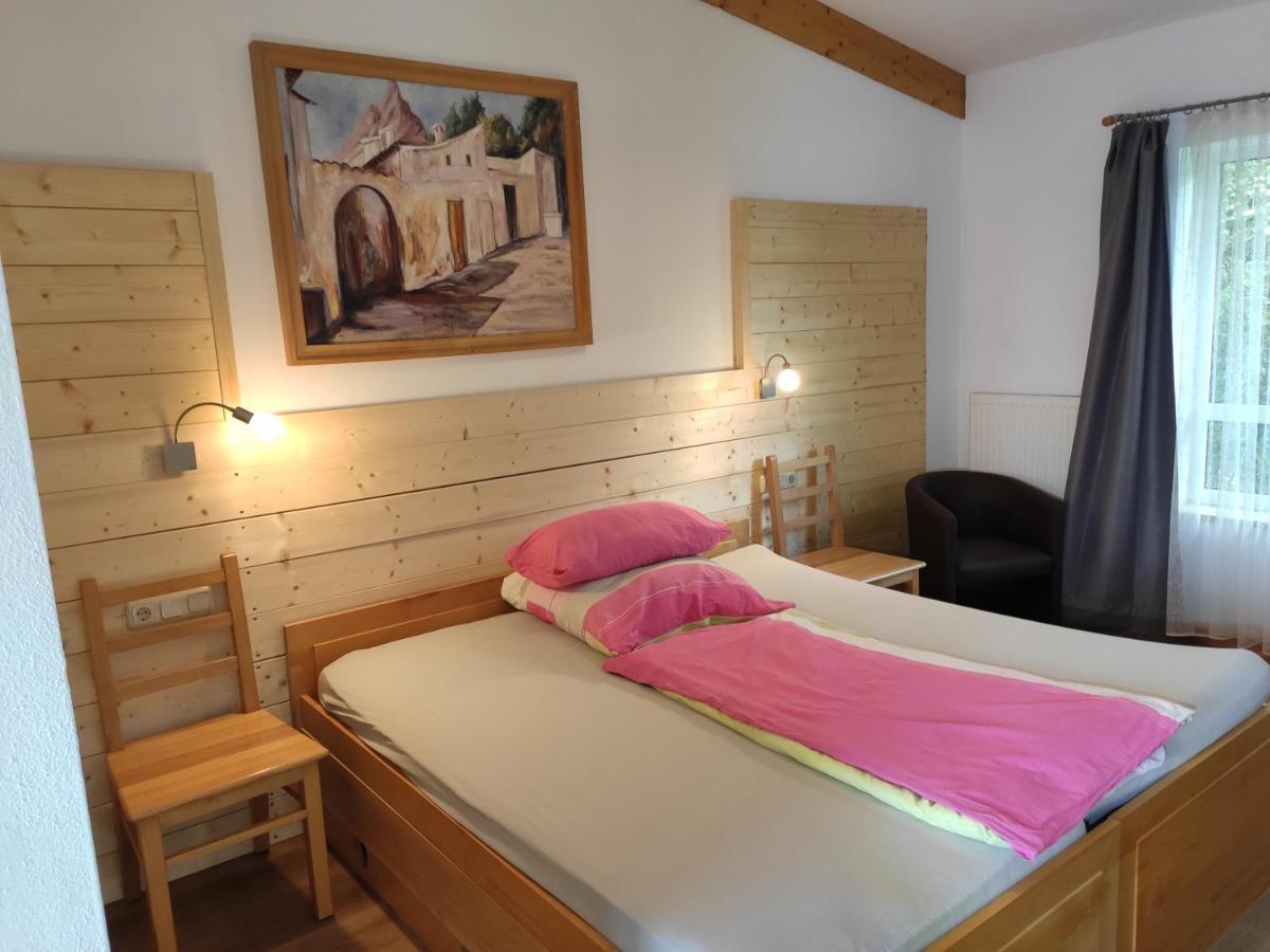 Max Motel Hinterzhof Bagian luar foto